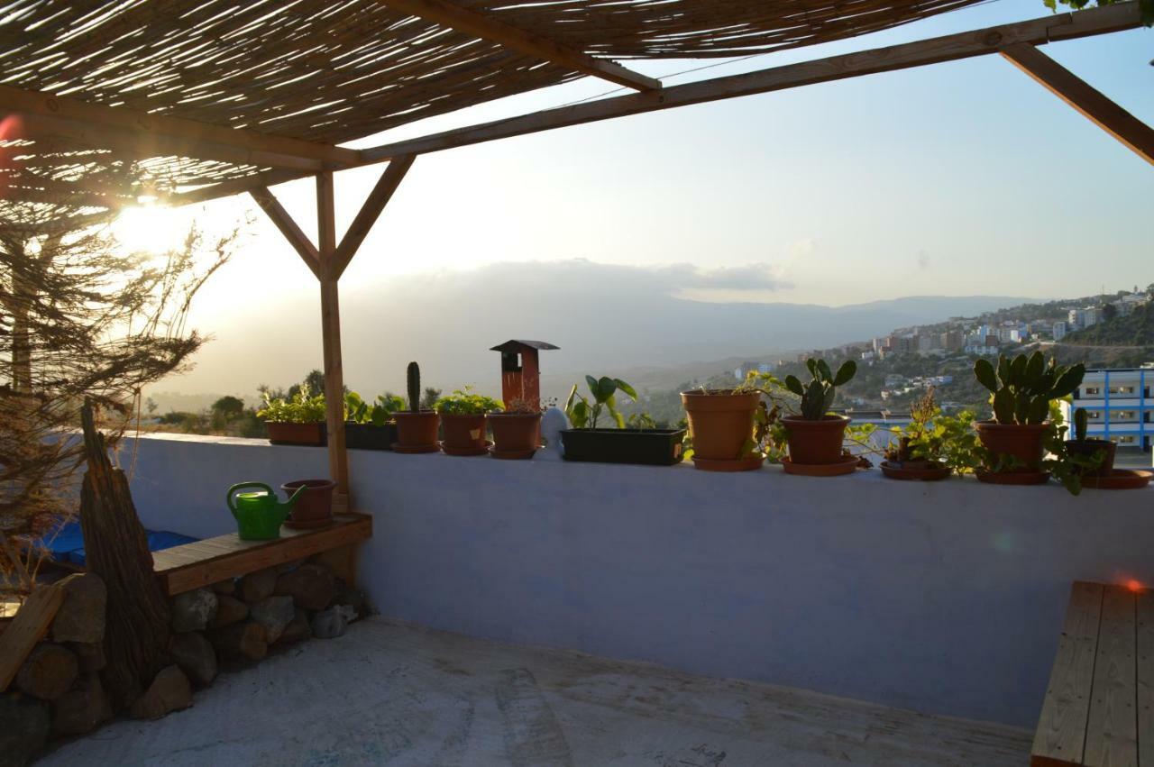 Alibaba Apartment Hostel Bamboo Rooftop Room Chefchaouen Esterno foto